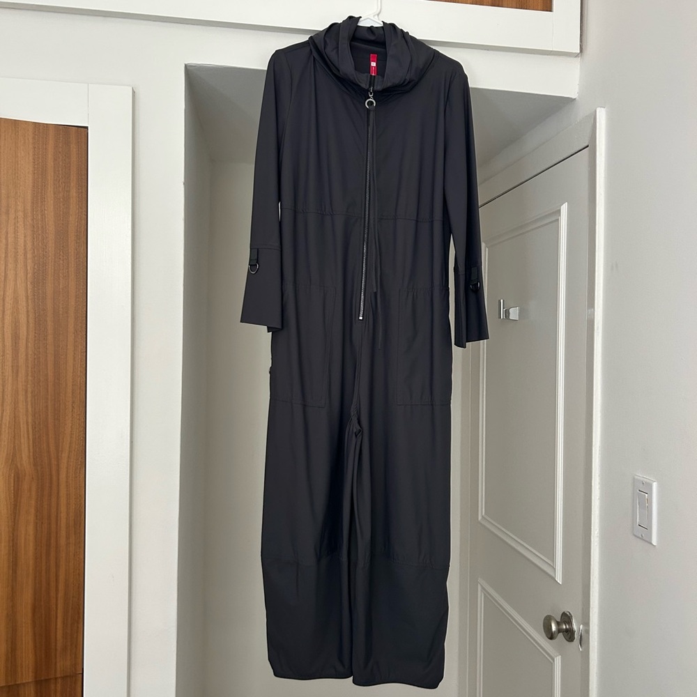 IC Collection grey jumper NWOT